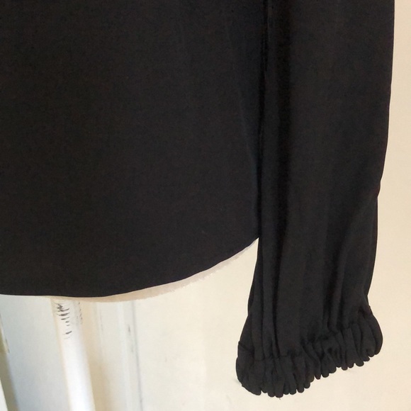 Excellent Condition Diane Von Furstenberg Black Silk Blouse - Picture 6 of 11
